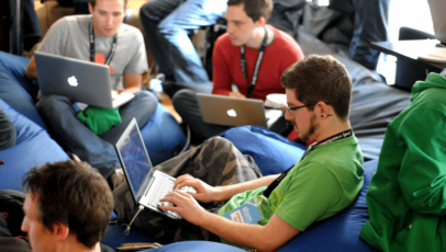 Networking online: Staying connected during lockdown article thumbnail