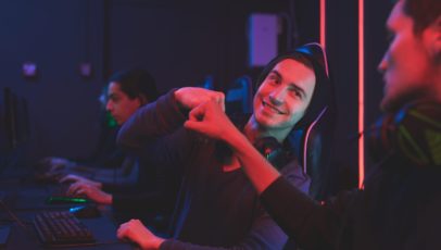 5 things you should be doing to get into esports in 2022 article thumbnail