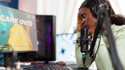 Overcoming tilt in online gaming article thumbnail