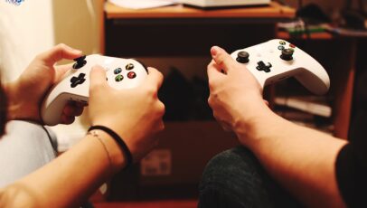 Best co-op games to play this Valentine’s Day article thumbnail