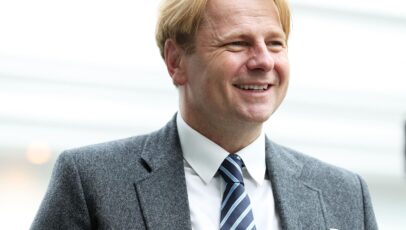 Chester King article thumbnail