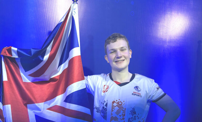 Saint Belikin Clash Royale GB player at GEG Global Esports Games Mumbai 2025