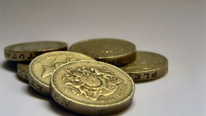 Esports funding guide: How to find sponsors and generate revenues article thumbnail